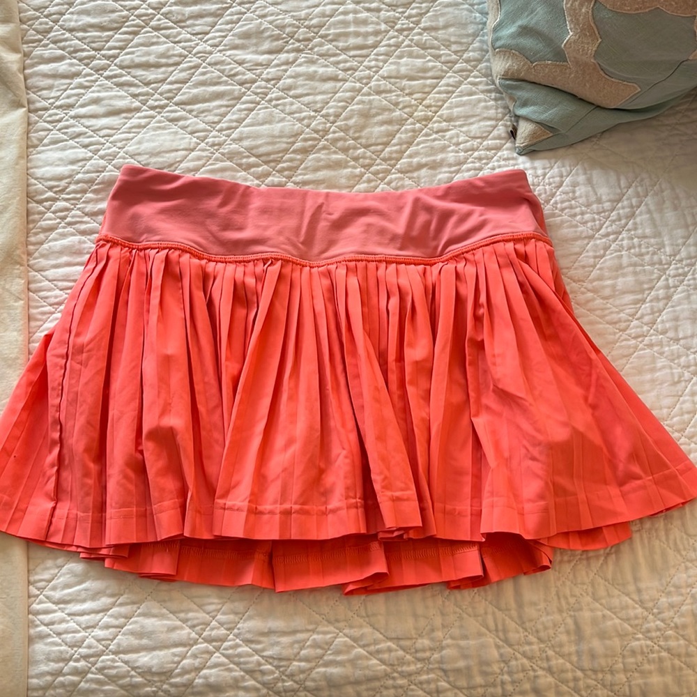 Neon orange lululemon pleat to street skirt!